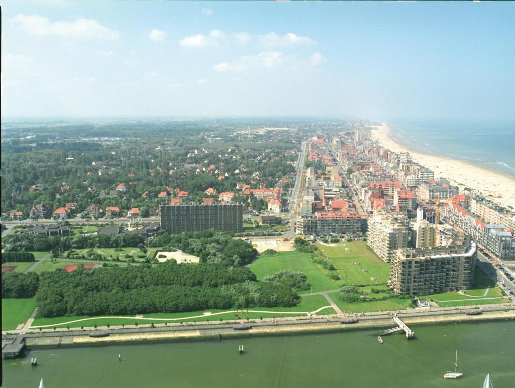 Floreal Nieuwpoort Hotel Exterior photo